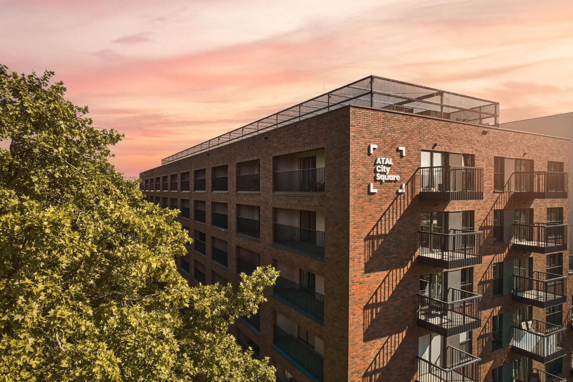 Symphony City Square Aparthotel Breslau Exterior foto