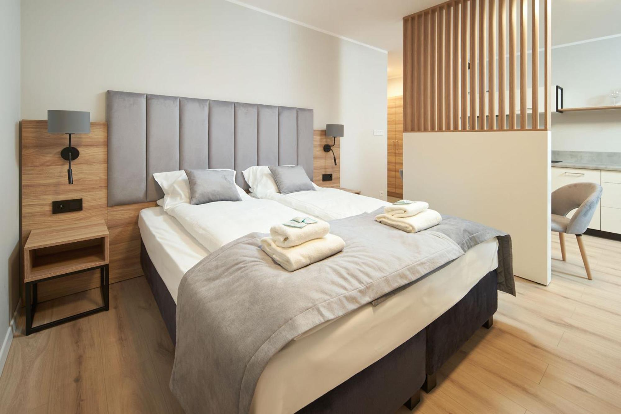 Symphony City Square Aparthotel Breslau Exterior foto