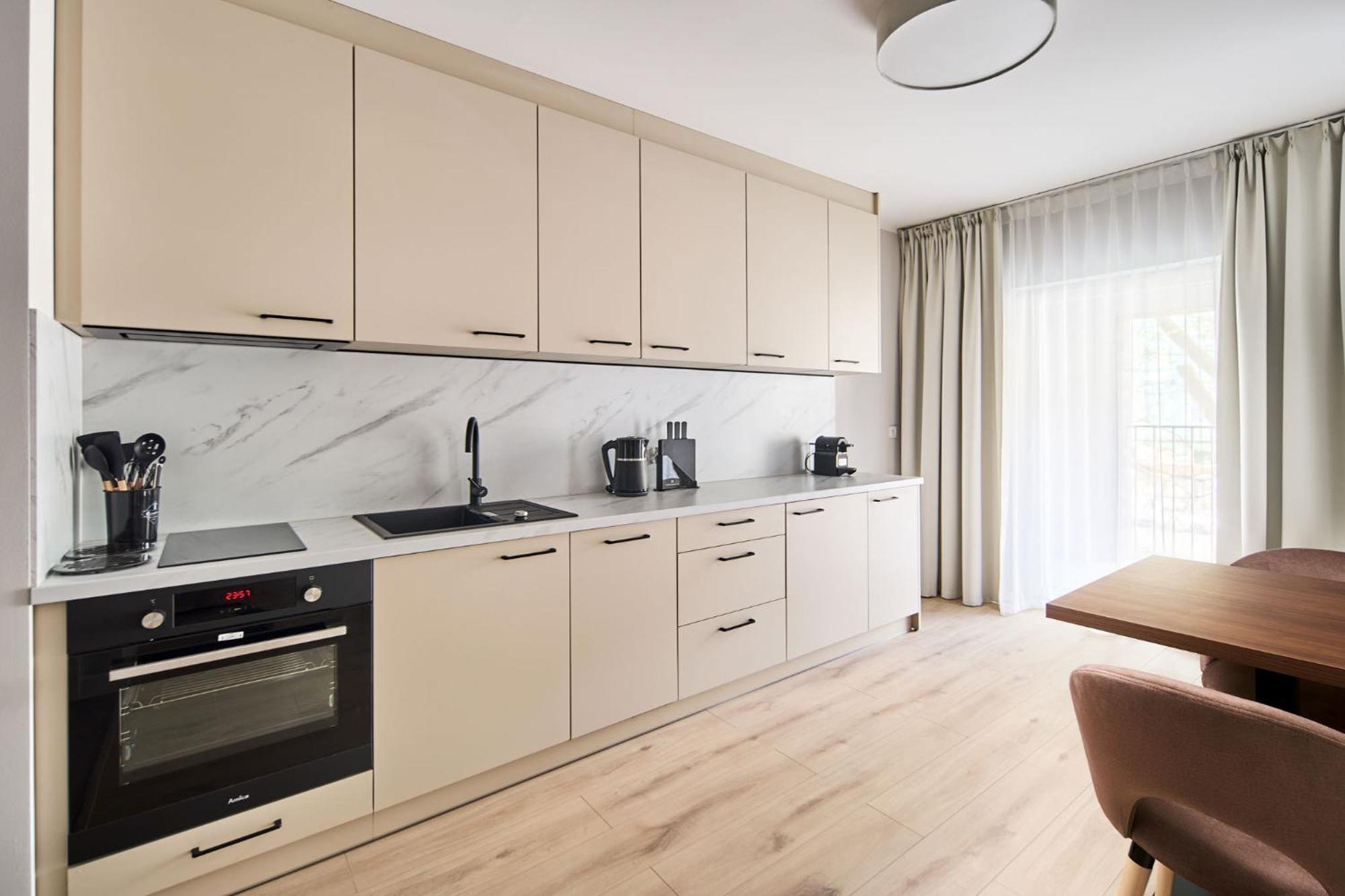 Symphony City Square Aparthotel Breslau Exterior foto